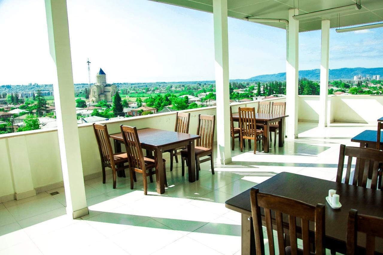Hotel Grand Zugdidi Bagian luar foto