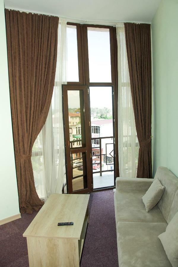 Hotel Grand Zugdidi Bagian luar foto